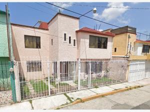 Casa en venta en Capultitlán Centro, Toluca — foto 2 de 11