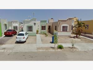 Casa en Arcoiris, La Paz, Baja California Sur