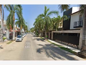 Casa en Residencial Fluvial Vallarta, Puerto Vallarta, Jalisco