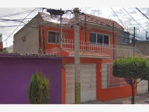 Casa en venta en Jardines de Morelos Sección Bosques, Ecatepec de Morelos — foto 2 de 9