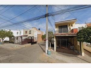 Casa en venta en Las Palmas, Guadalajara — foto 3 de 12