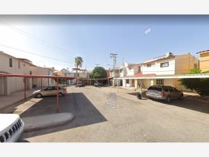 Casa en venta en Villas California, Mexicali — foto 3 de 10
