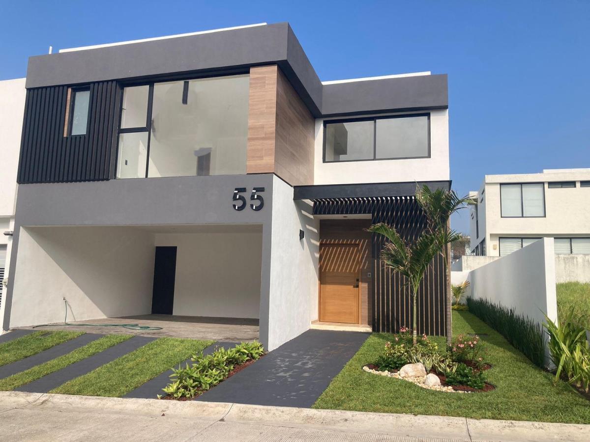 Casa en venta en Punta Tiburón, Residencial, Marina y Golf, Alvarado — foto 1 de 17