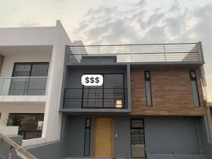 Casa en venta en Cañadas del Arroyo, Corregidora — foto 2 de 22