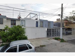 Casa en venta en Colinas de las Aguilas, Zapopan — foto 2 de 12