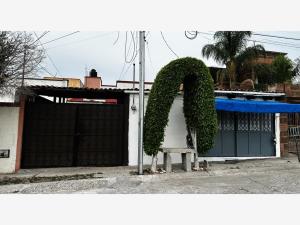 Casa en Colinas del Cimatario, Querétaro, Querétaro