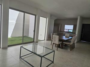 Casa en venta en Quintas la Cima, Torreón — foto 3 de 25