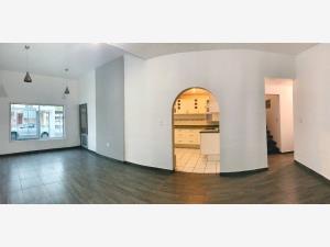 Casa en venta en Paseos Universidad, Zapopan — foto 2 de 10