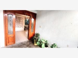 Casa en venta en San Juan Tilapa Centro, Toluca — foto 2 de 32