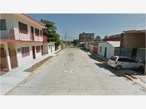 Casa en venta en Vega de Alatorre Centro, Vega de Alatorre — foto 2 de 4