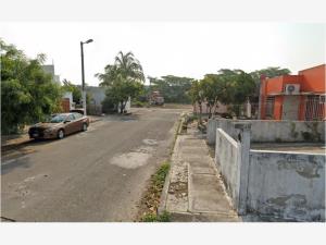 Casa en Colinas de Santa Fe, Veracruz, Veracruz de Ignacio de la Llave