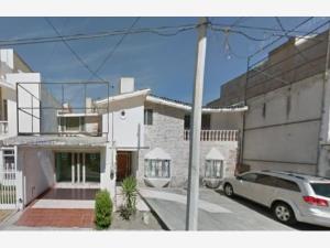Casa en venta en Valle del Campestre, León — foto 2 de 11