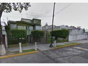 Casa en venta en Paseos de Taxqueña, Coyoacán — foto 3 de 9