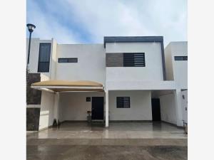 Casa en venta en Villas de las Perlas, Torreón — foto 2 de 9