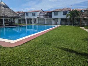 Casa en venta en Granjas del Marqués, Acapulco de Juárez — foto 2 de 11