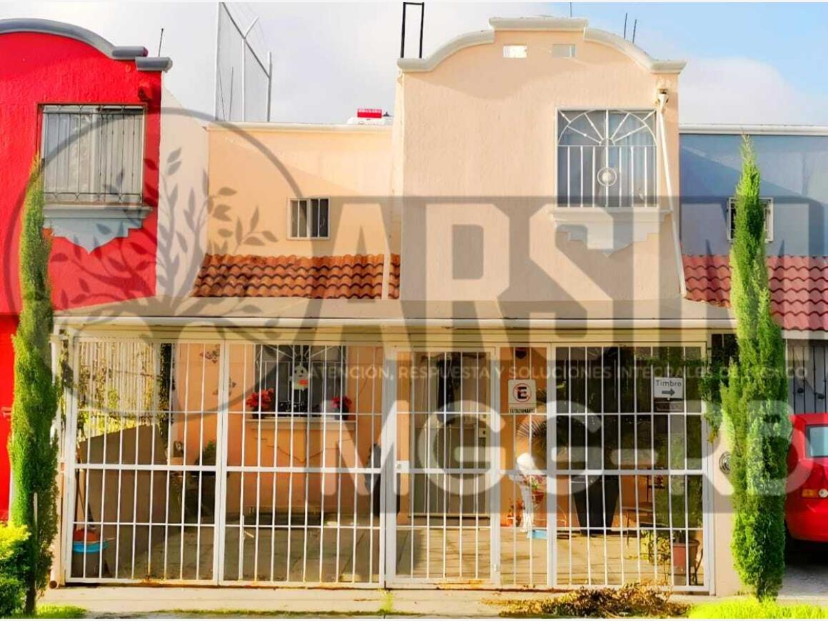 Casa en venta en El Paraíso, Tlajomulco de Zúñiga — foto 1 de 49