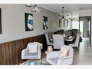 Casa en venta en Lomas de Lourdes, Saltillo — foto 3 de 15