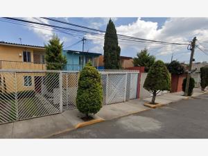 Casa en remate en Miguel Hidalgo, Tláhuac, Ciudad de México