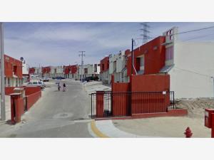Casa en El Laurel I, Tijuana, Baja California