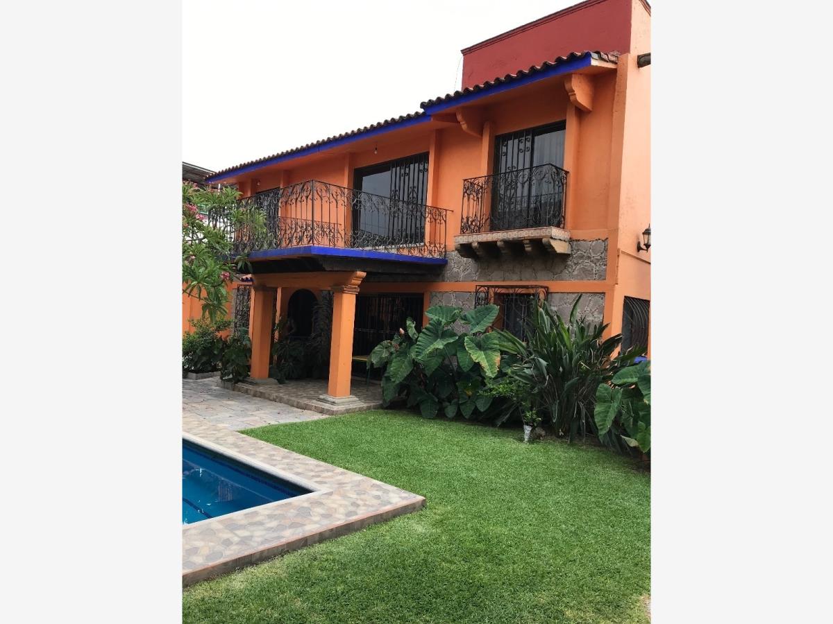 Casa en venta en Bugambilias, Jiutepec — foto 1 de 27