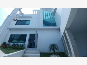 Casa en venta en Jardines de Tlayacapan, Tlayacapan — foto 2 de 58