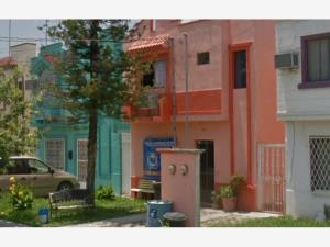 Casa en venta en Las Alamedas, Montemorelos — foto 3 de 15