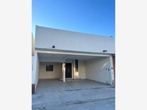 Casa en venta en Los Viñedos, Torreón, Coahuila de Zaragoza Casa en venta en Los Viñedos, Torreón, Coahuila de Zaragoza