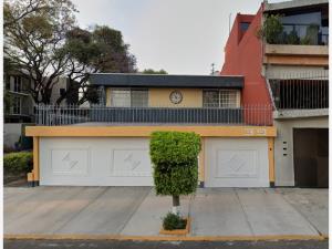 Casa en Paseos de Taxqueña, Coyoacán, Ciudad de México