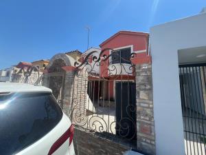 Casa en venta en Arboledas de la Mesa, Tijuana — foto 2 de 3