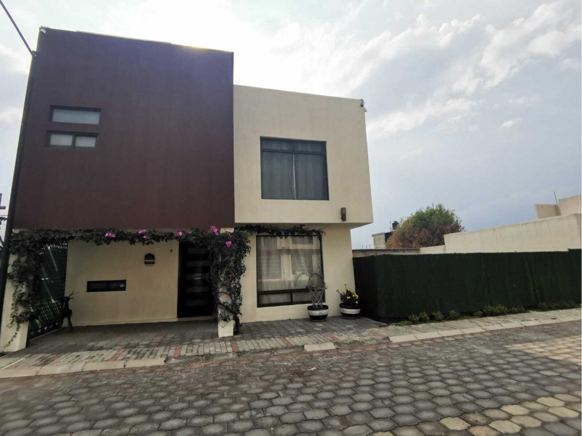 Casa en venta en Capulhuac de Mirafuentes Centro, Capulhuac — foto 1 de 12