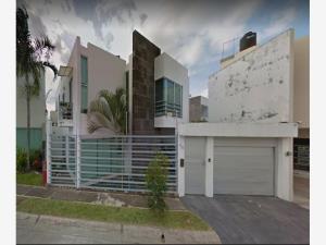 Casa en venta en Puerta del Sol, Xalisco — foto 3 de 10