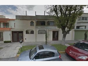 Casa en venta en Ciudad Satelite, Naucalpan de Juárez — foto 2 de 4