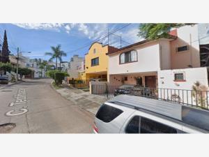 Casa en remate en Pinar de La Calma, Zapopan, Jalisco Casa en remate en Pinar de La Calma, Zapopan, Jalisco