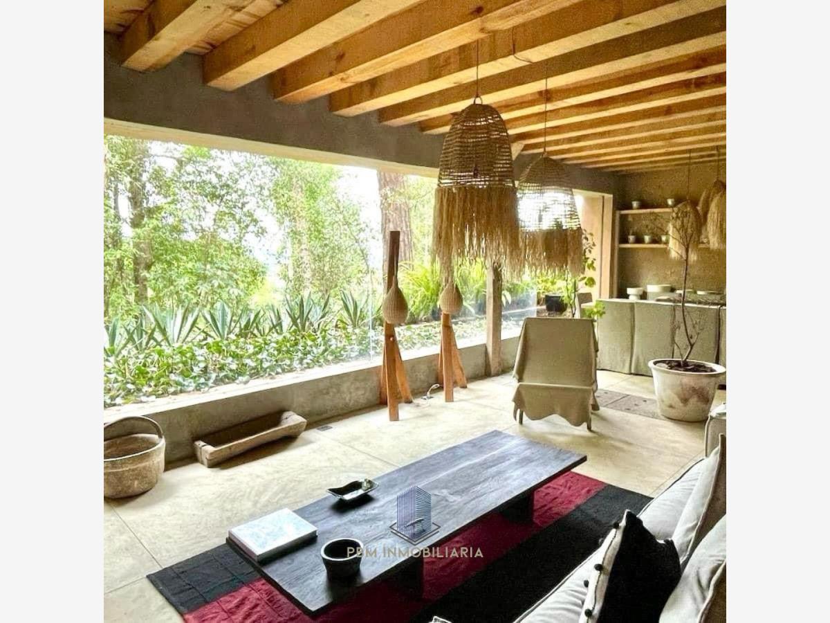 Casa en venta en Valle de Bravo, Valle de Bravo — foto 1 de 6