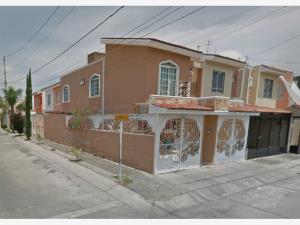 Casa en venta en Villas Del Nilo, Guadalajara — foto 2 de 14