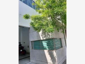 Edificio en venta en Centro, Monterrey — foto 3 de 48