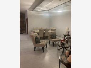 Casa en venta en Alcazar Residencial, Saltillo — foto 3 de 12