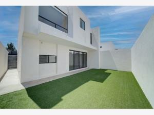 Casa en renta en Rincón de los Encinos, Saltillo — foto 2 de 8