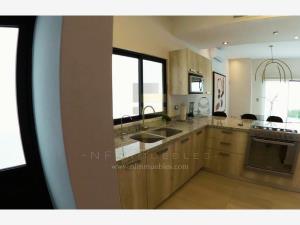 Casa en venta en La Rioja Residencial, Torreón — foto 3 de 25