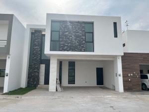 Casa en venta en Los Viñedos, Torreón — foto 2 de 17