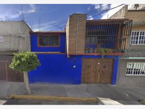 Casa en venta en Ampliación General José Vicente Villada Oriente, Nezahualcóyotl, México