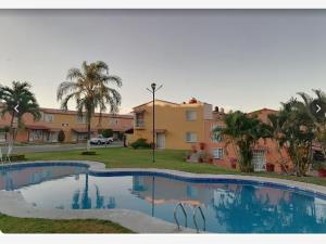 Casa en venta en La Cañada, Cuernavaca — foto 2 de 5