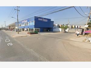 Casa en venta en Jardines de La Alameda, Tlajomulco de Zúñiga — foto 3 de 15