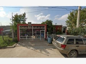 Casa en remate en Constitucional, Nuevo Laredo, Tamaulipas