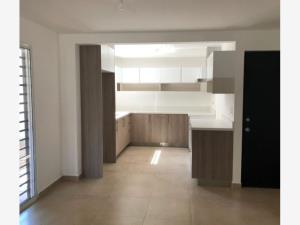 Casa en renta en Valle del Pedregal, Tijuana — foto 3 de 11