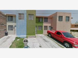 Casa en venta en Nuevo Tlajomulco, Tlajomulco de Zúñiga — foto 3 de 14