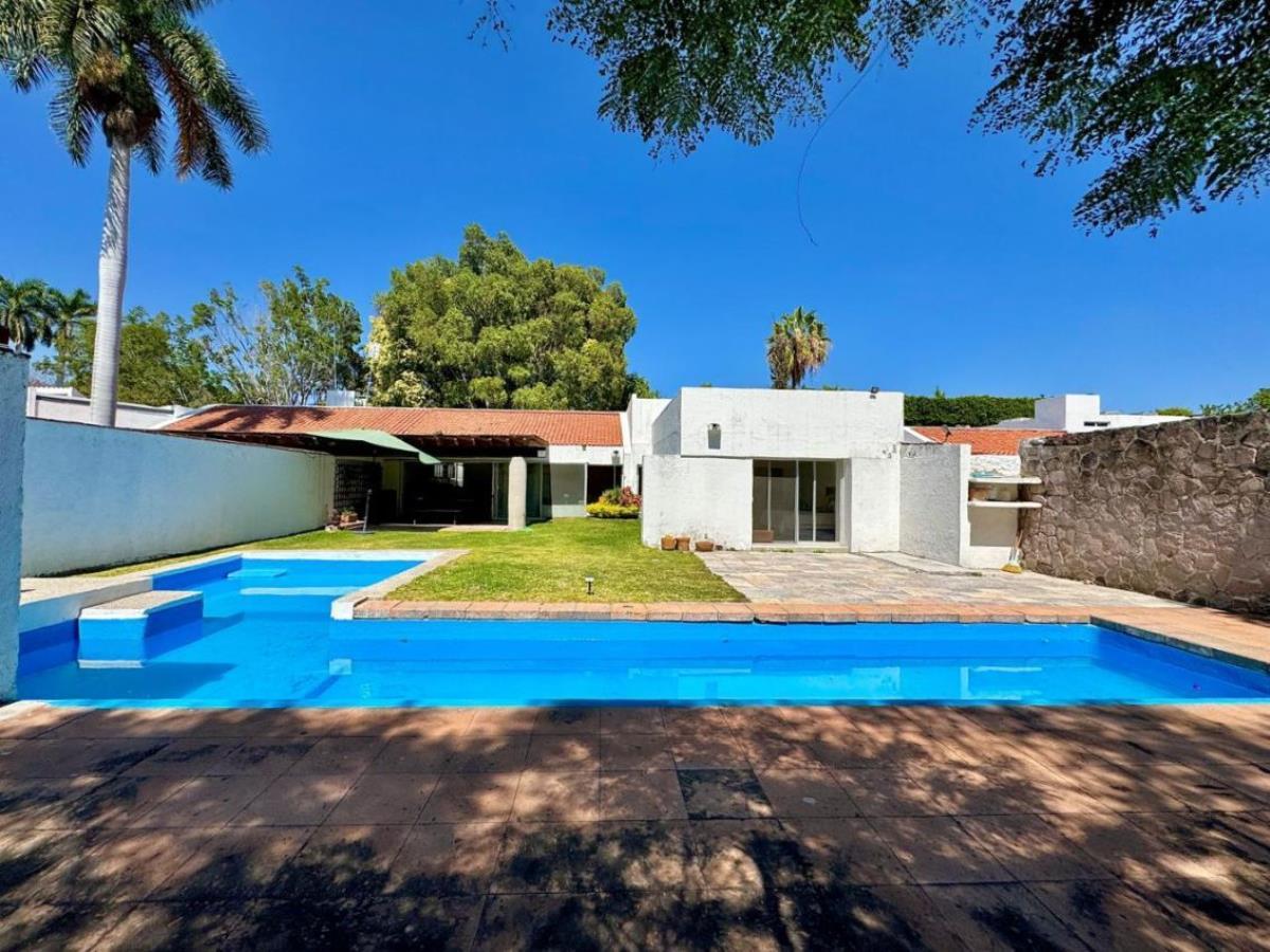 Casa en venta en Colinas de Santa Fe, Xochitepec — foto 1 de 21