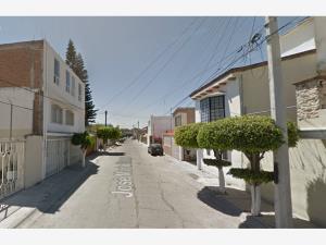 Casa en venta en Centro Residencial Celaya, Celaya — foto 3 de 13