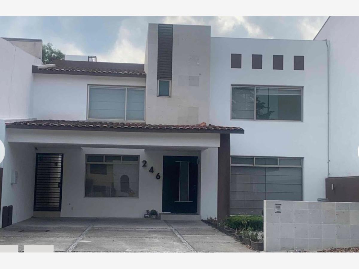 Casa en venta en Club de Golf Chiluca, Atizapán de Zaragoza — foto 1 de 16