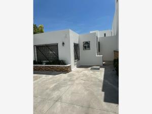 Casa en venta en Las Fuentes, Corregidora — foto 2 de 23